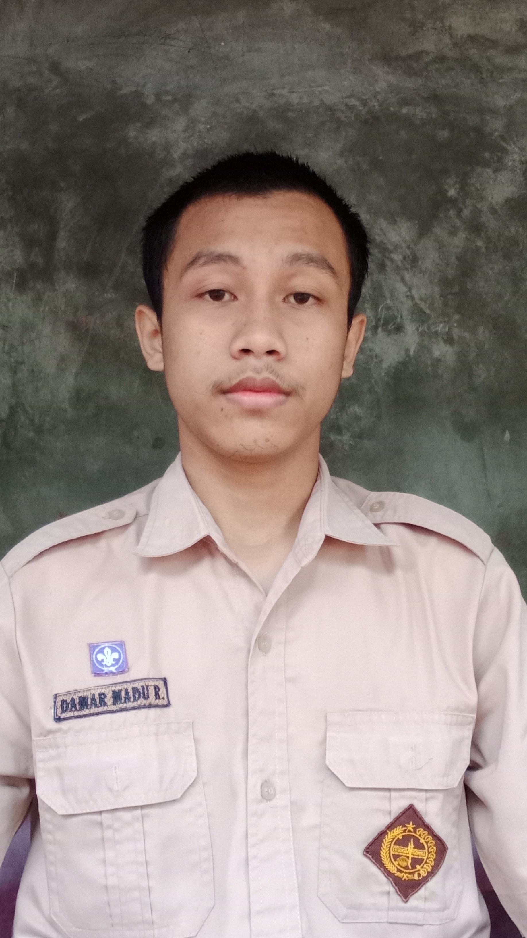 Damar Madu Rajendro
