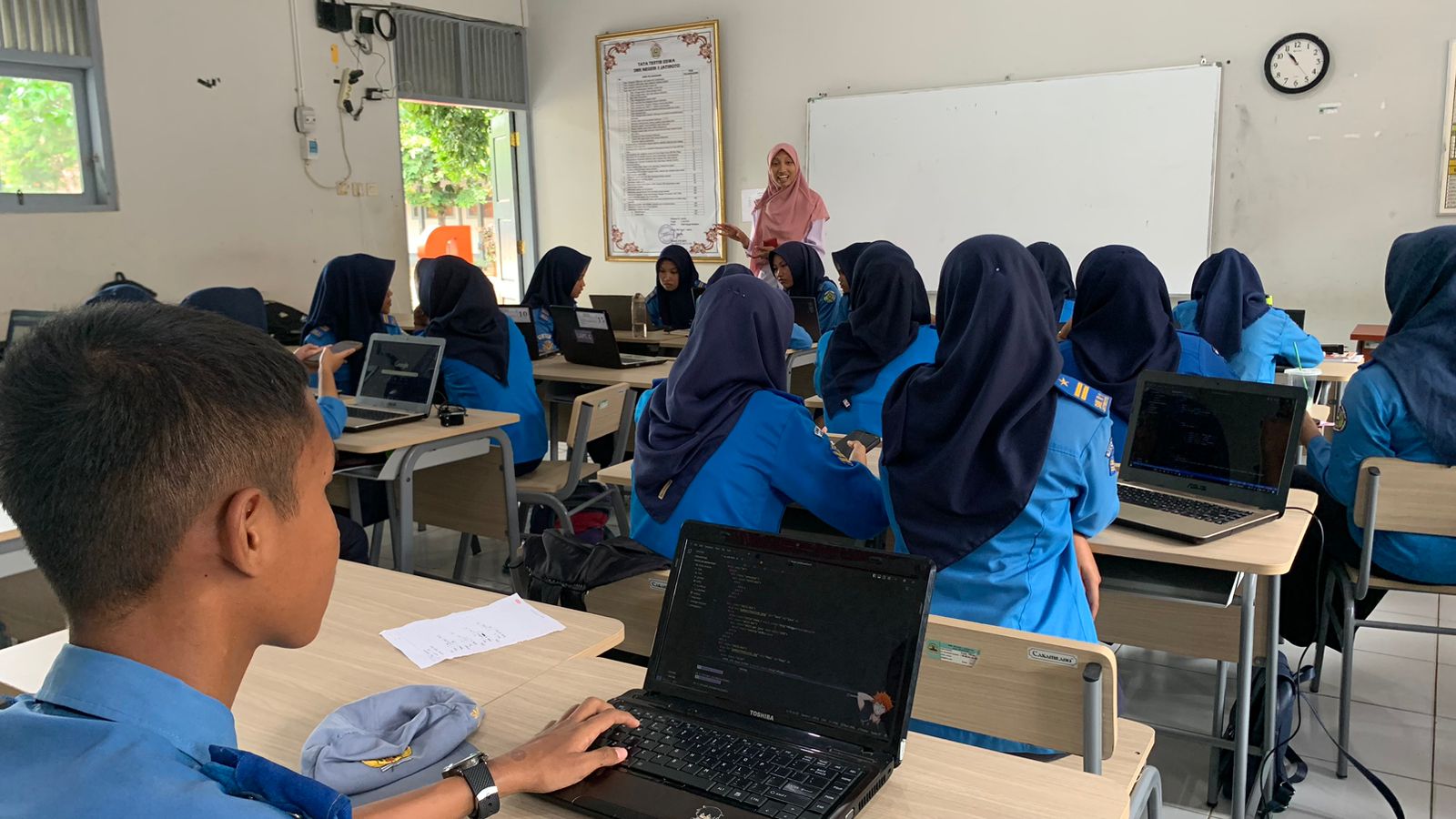 gambar kegiatan project Collaboration